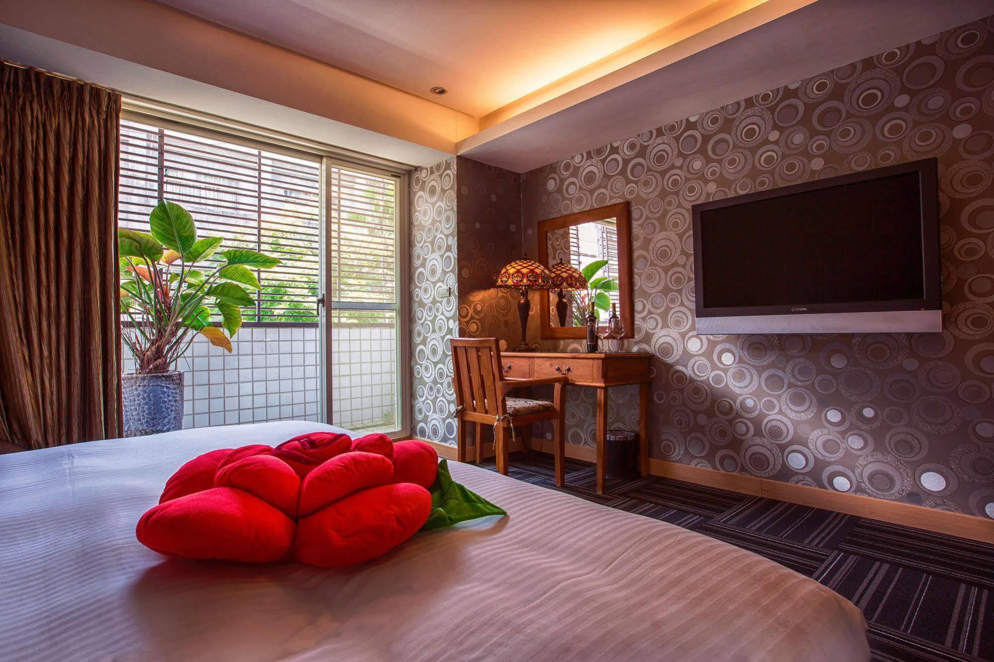 Cai She Hotel Taipei Bagian luar foto
