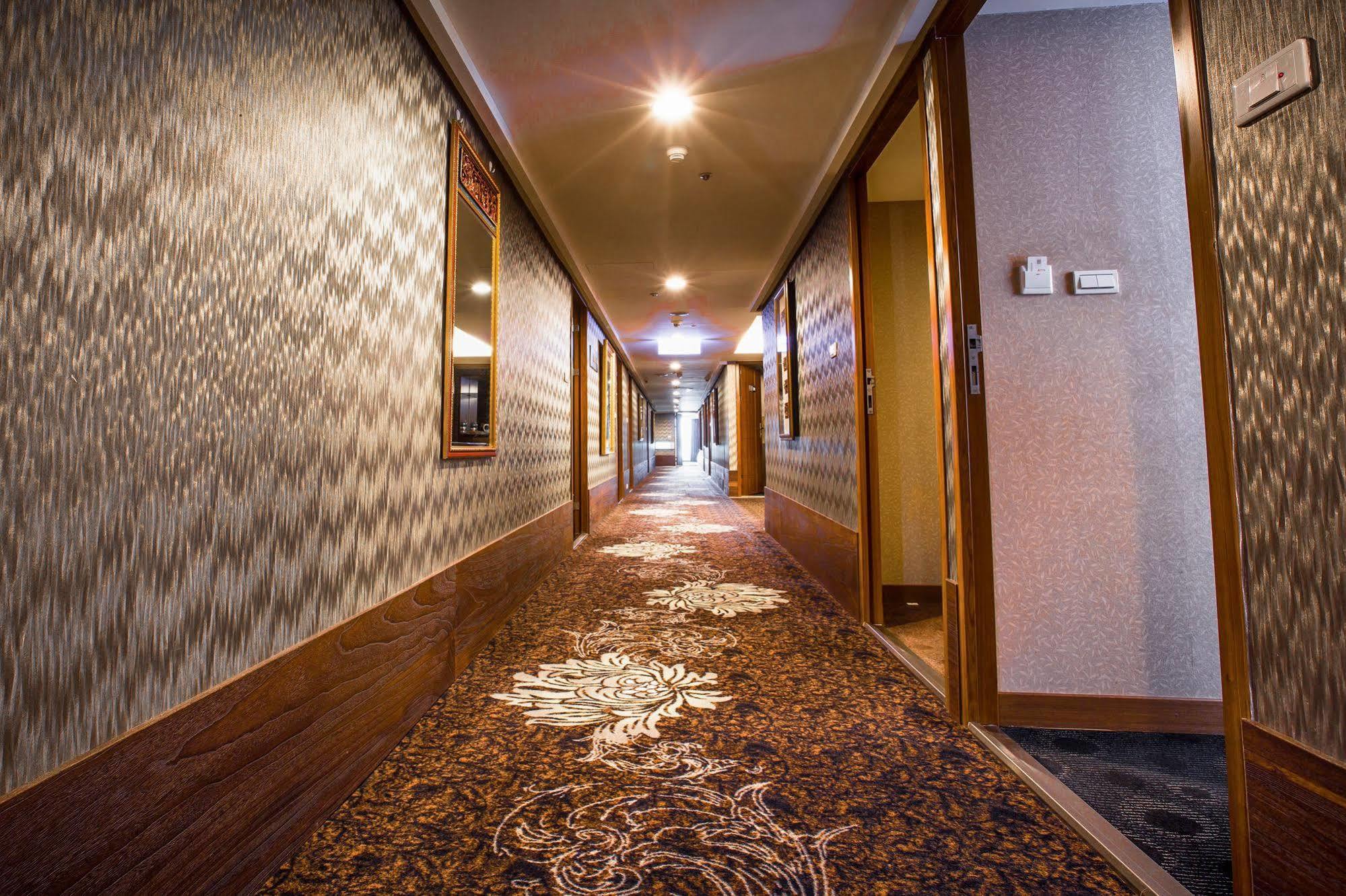 Cai She Hotel Taipei Bagian luar foto