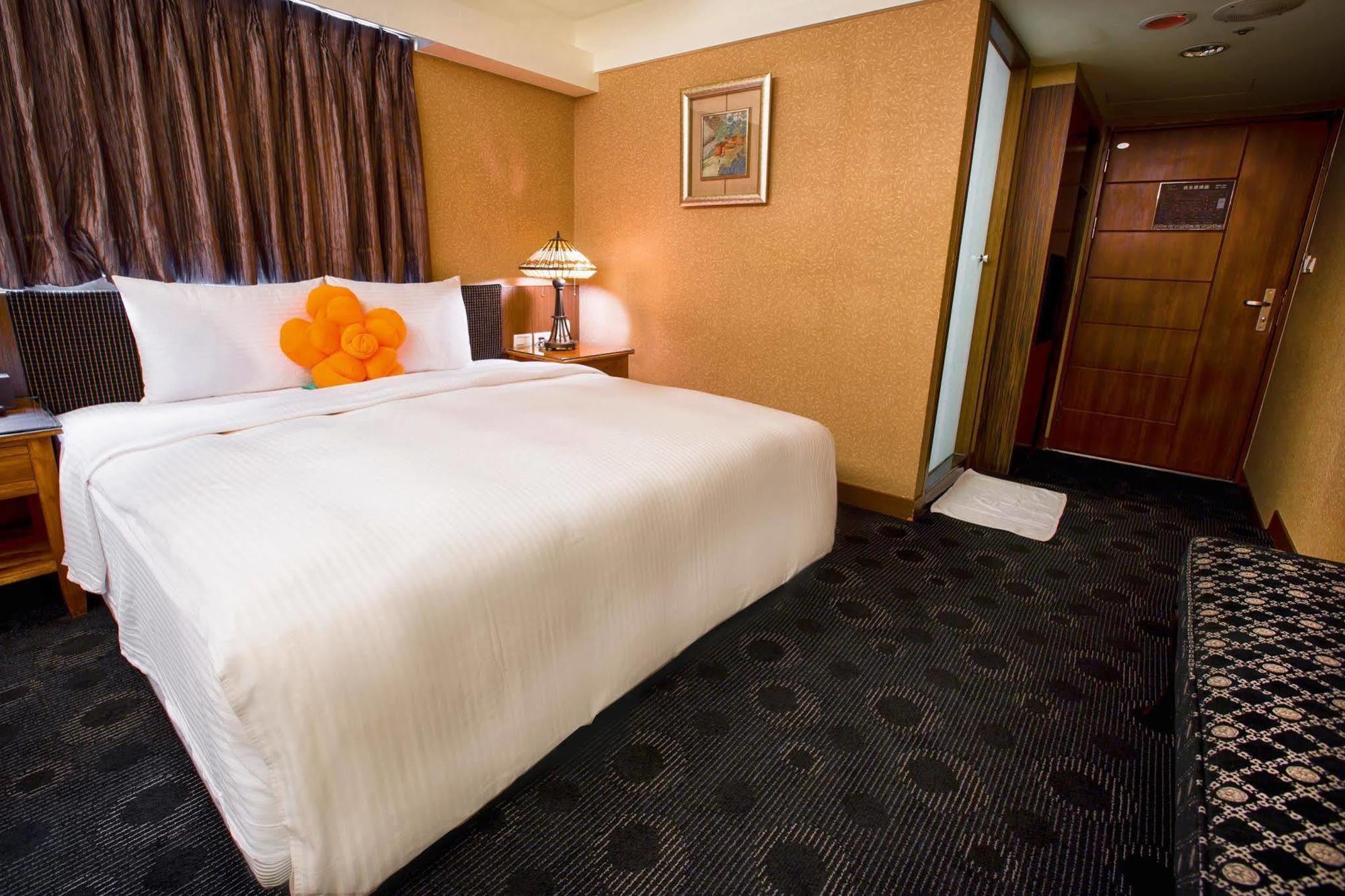 Cai She Hotel Taipei Bagian luar foto