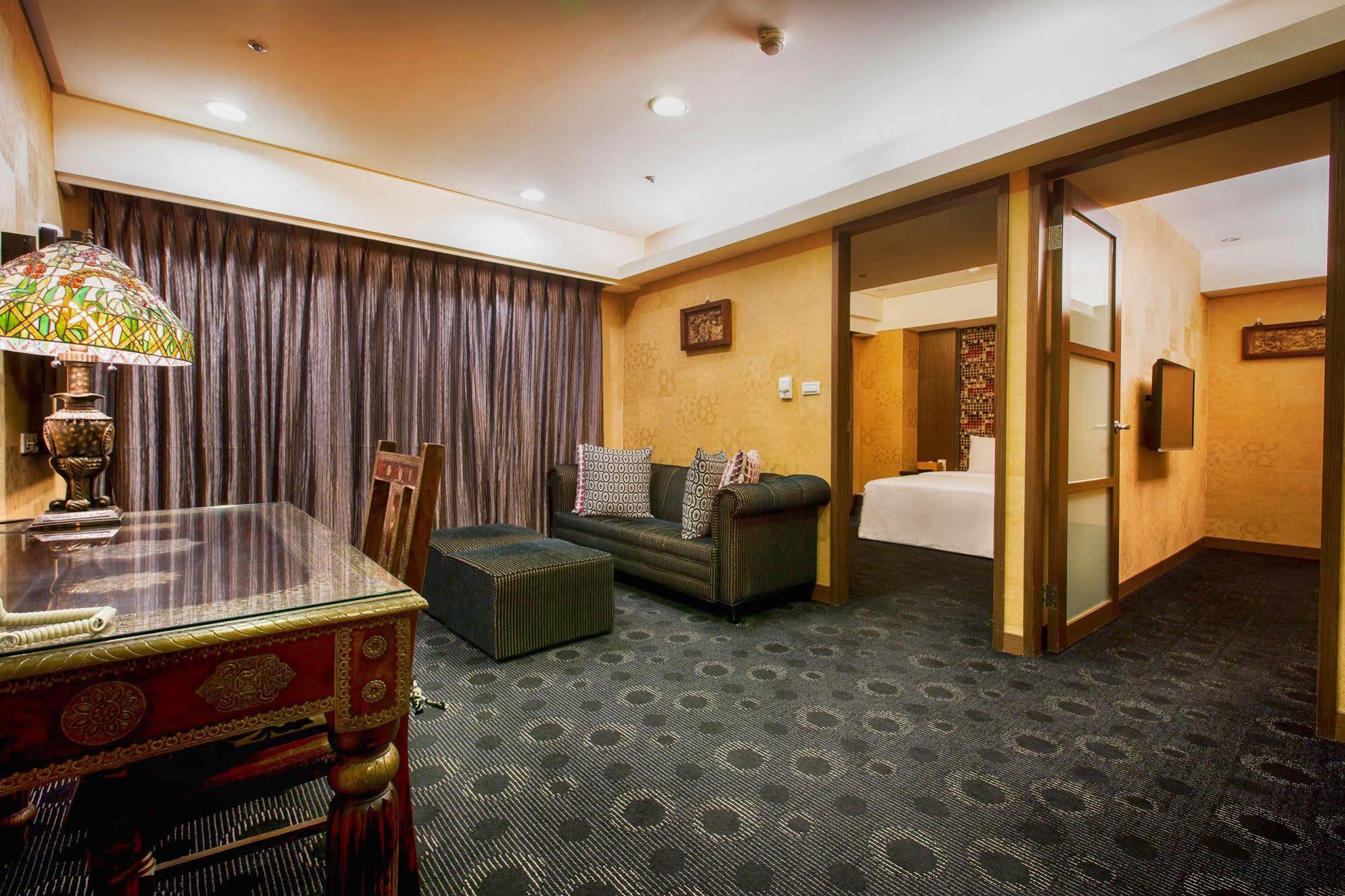 Cai She Hotel Taipei Bagian luar foto